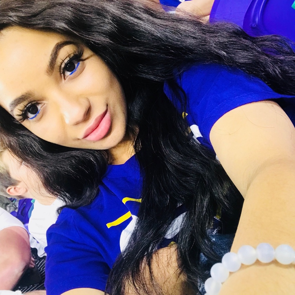Meet your Posher, Brittni